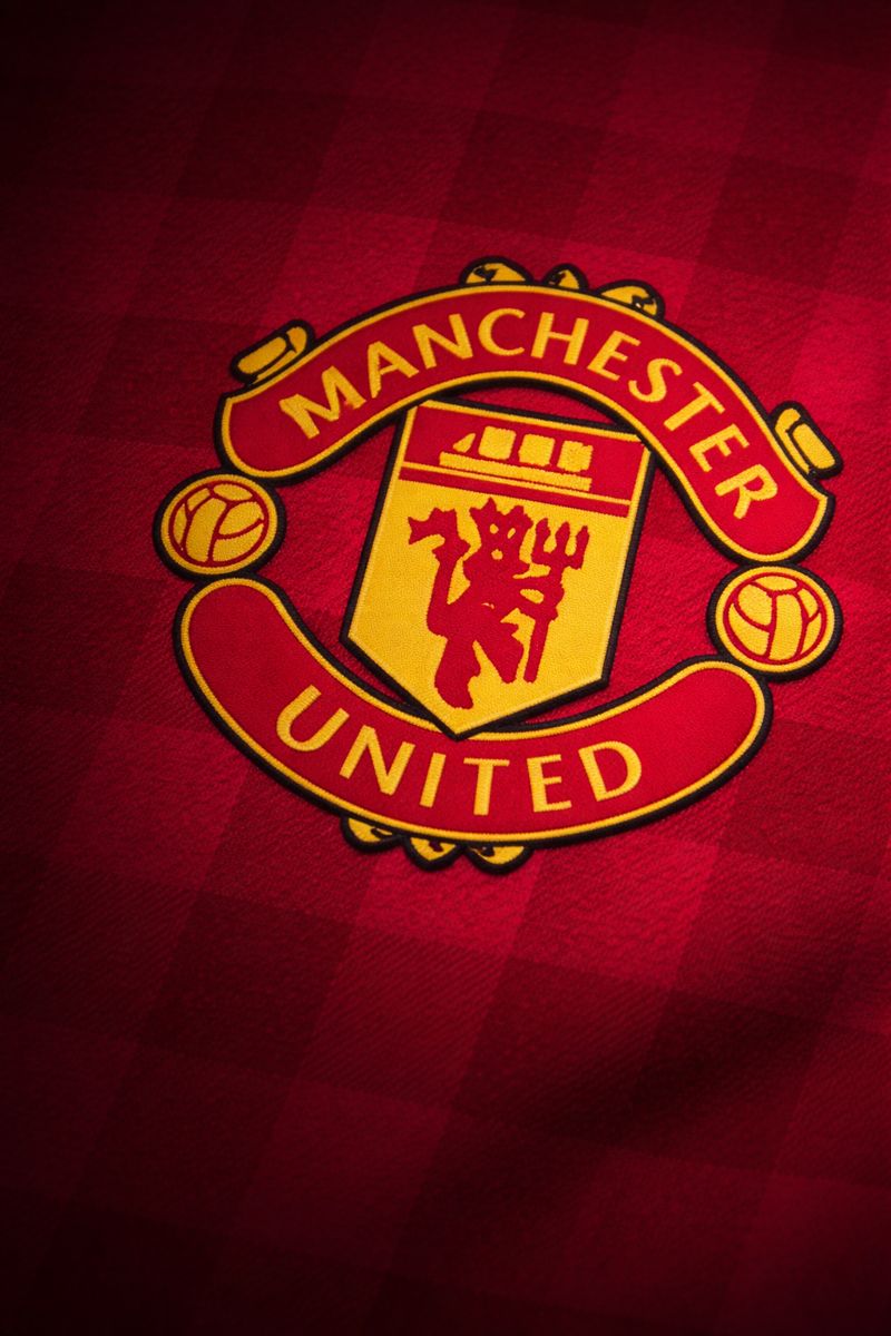 Manchester United 1992/94 Retro Windbreaker Jacket – Classic 90s Edition