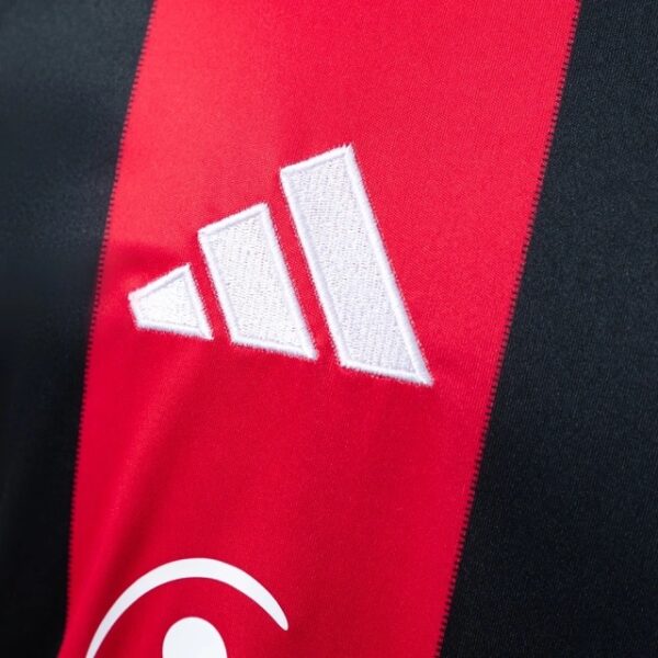 Eintracht Frankfurt 2025/26 Home Jersey – Official Edition