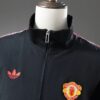 Manchester United Retro Windbreaker