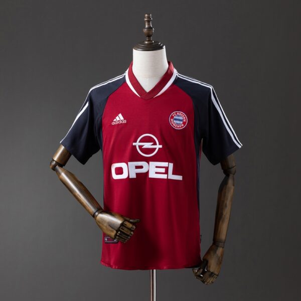 Bayern Munich 2001/02Home Retro Jersey – Classic Edition
