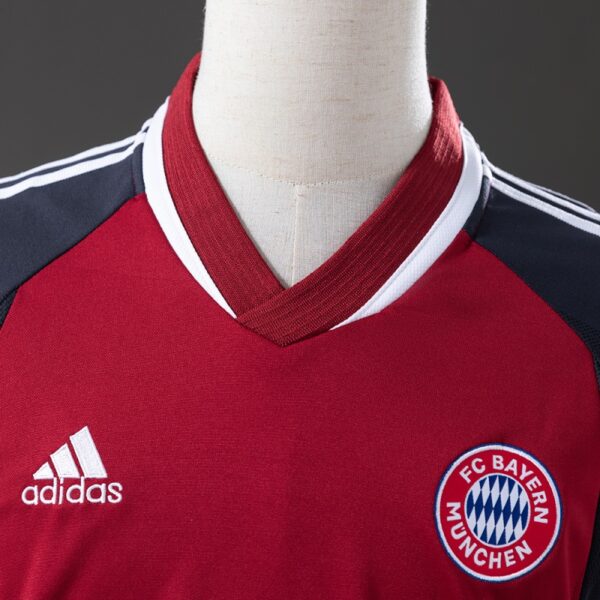 Bayern Munich 2001/02Home Retro Jersey – Classic Edition