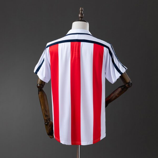 Bayern Munich 2000/01 Away Retro Jersey – Classic Edition