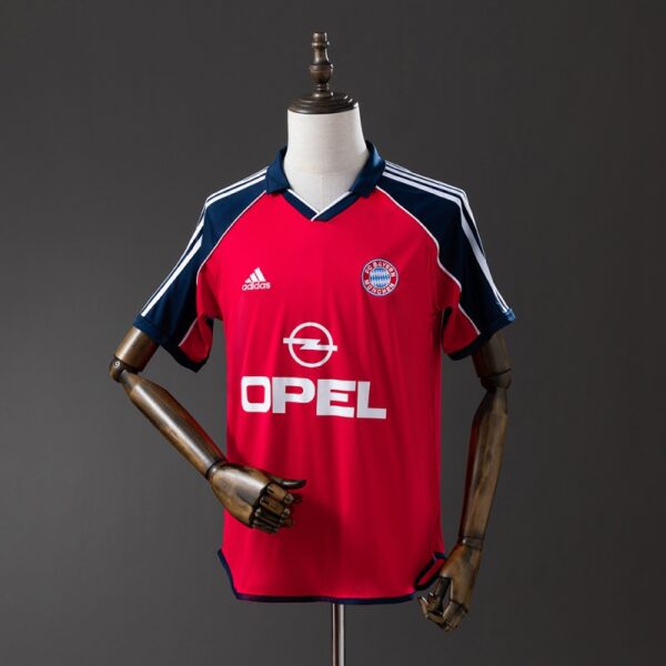 Bayern Munich 2000/01 Home Retro Jersey – Classic Edition