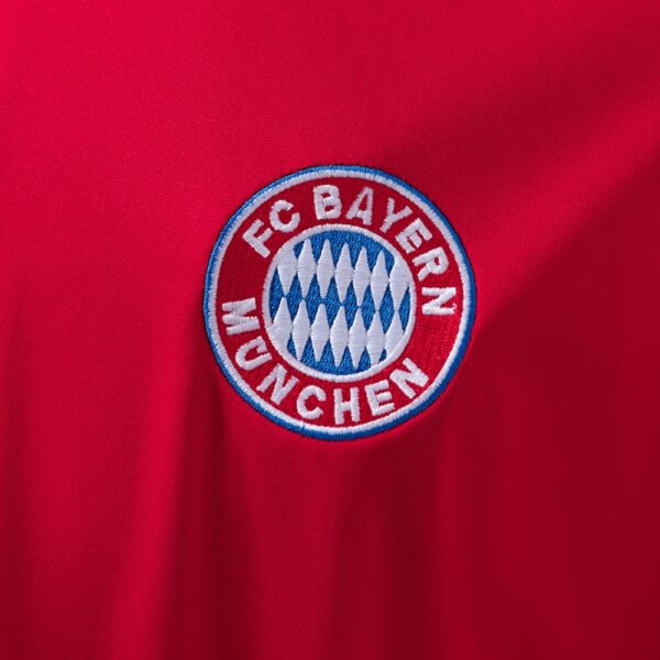 Bayern Munich 2000/01 Home Retro Jersey – Classic Edition