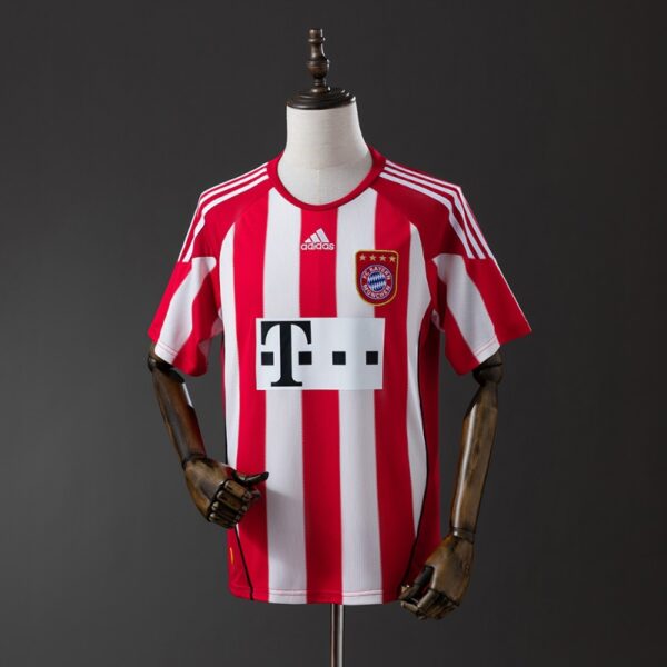 Bayern Munich 2010/11 Home Retro Jersey – Classic Edition