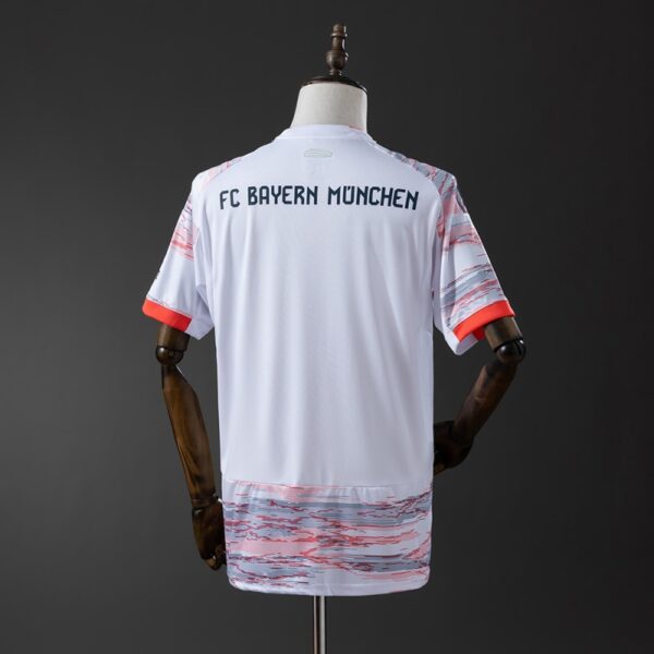 Bayern Munich 2025/26 Away Jersey – Official Edition