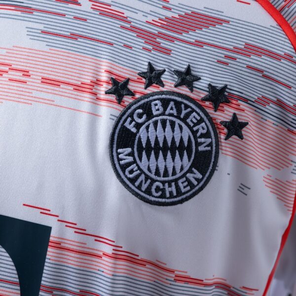 Bayern Munich 2025/26 Away Jersey – Official Edition