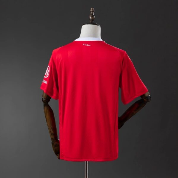 Bayern Munich 2025/26 Goalkeeper Jersey – Official Edition