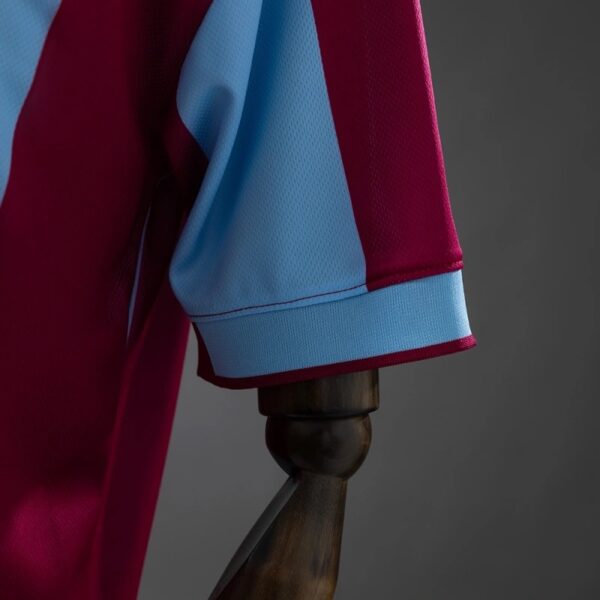 Aston Villa 1999/00 Home Retro Jersey