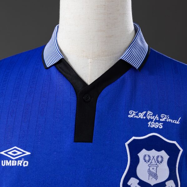img_5402 Everton 1995 Retro Home Jersey