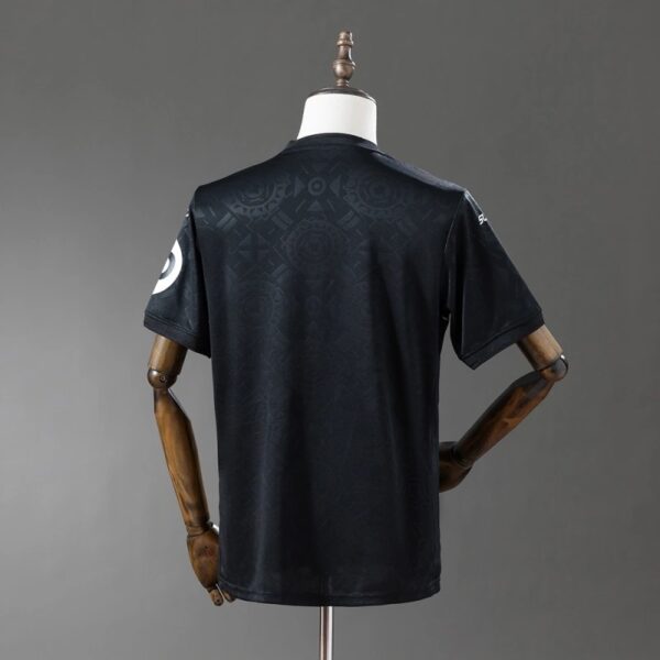 Wolves 2025/26 Goalkeeper Jersey – Official Edition