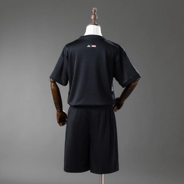 Real Madrid 2025/26 Marvel Kids Kit – Special Edition