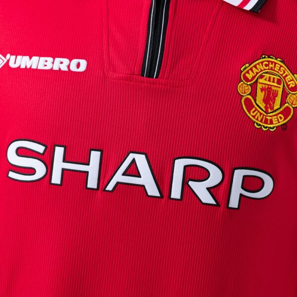 Manchester United 1998/99 Home Retro Jersey – Treble Winners Edition