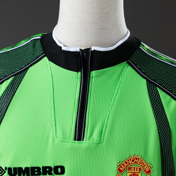 img_5960 Manchester United 1998/99 Away Long Sleeve Retro Jersey – Goalkeeper