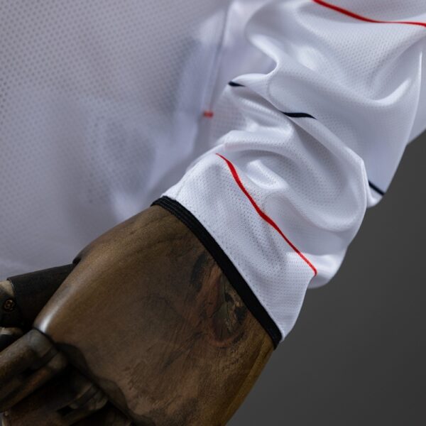 img_5979 Manchester United Retro 03/04 Long Sleeve – Away Jersey