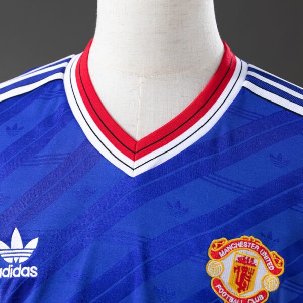 img_6030 Manchester United 1986/88 Away Long Sleeve Retro Jersey – Classic 80s Edition