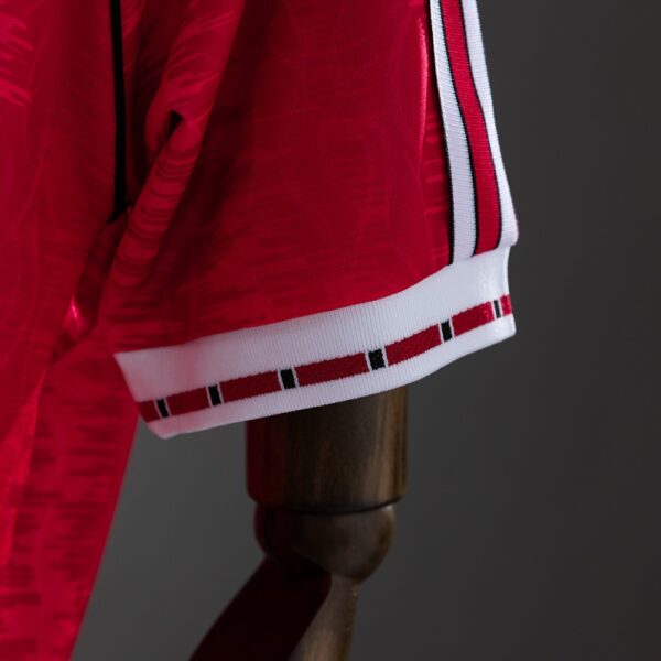 Manchester United 1990/92 Home Retro Jersey – Classic Early 90s Edition