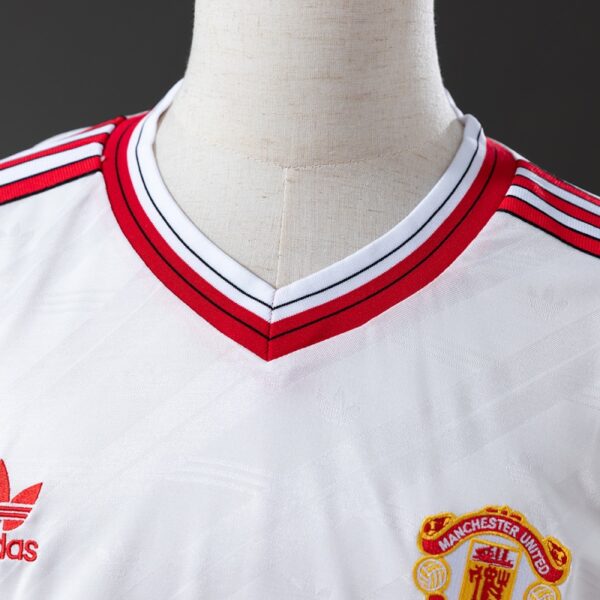 Manchester United 1986/88 Away Retro Jersey – Classic 80s Edition