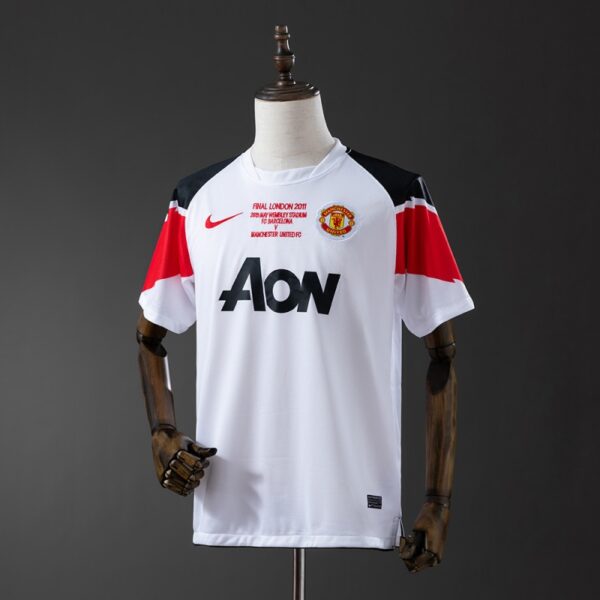 Manchester United 2010/11 Away Retro Jersey – Classic White & Red Edition