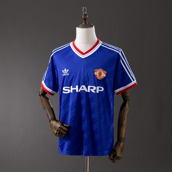 img_6231 Manchester United 1986/88 Blue Away Retro Jersey – Classic 80s Edition