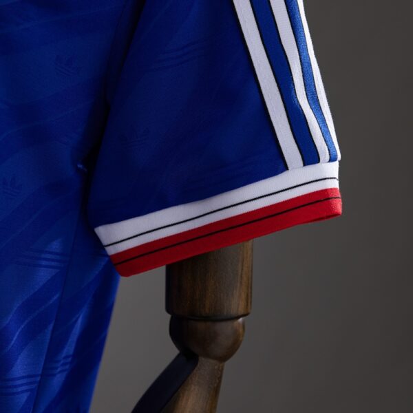 img_6237 Manchester United 1986/88 Blue Away Retro Jersey – Classic 80s Edition