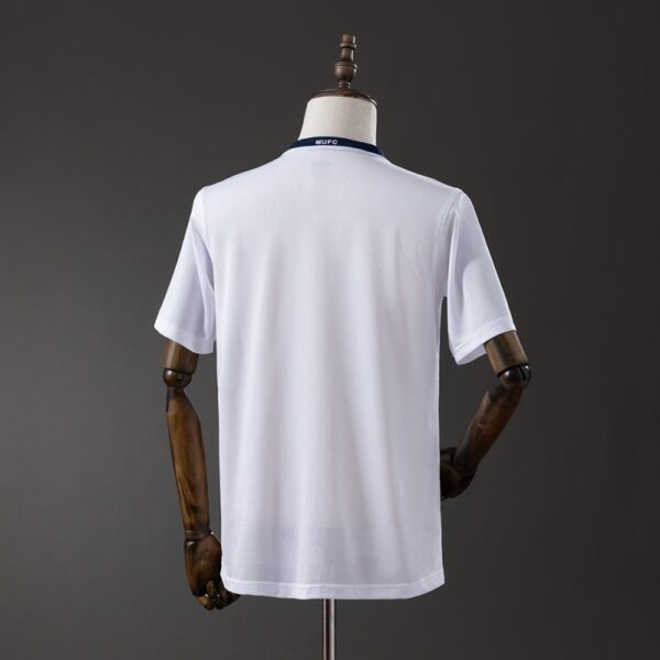 img_6253 Manchester United 2008/09 Champions League Away White Retro Jersey – European Edition
