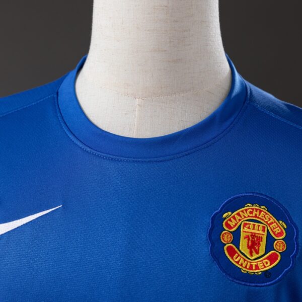 Manchester United 2008/09 Second Away Blue Retro Jersey – Classic Modern Edition