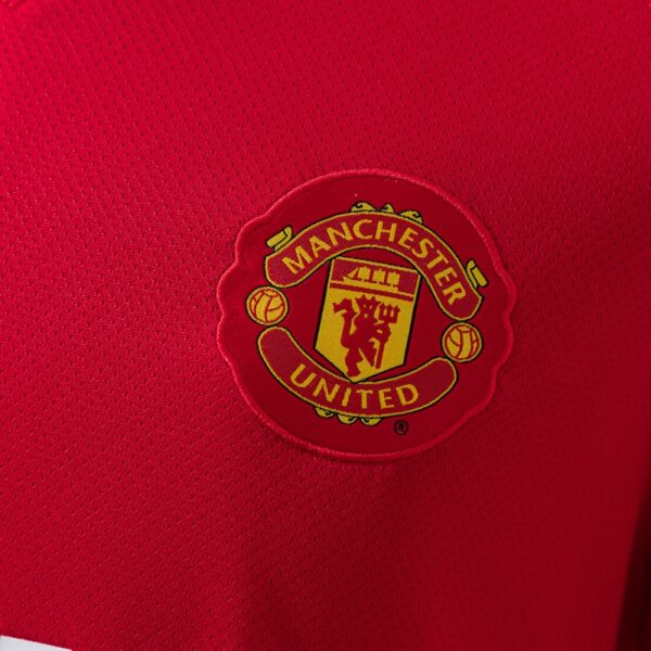 Manchester United 2010/11 Home Red Retro Jersey – Classic Champions Edition