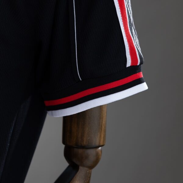 img_6340 Manchester United 1998/99 Retro Iconic Black Jersey – Treble Season Edition