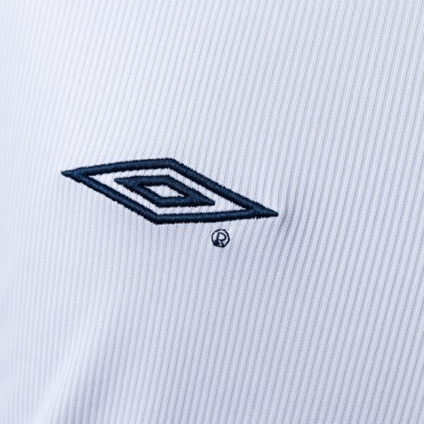 Manchester United 2000/01 Away White Retro Jersey – Classic Champions Edition