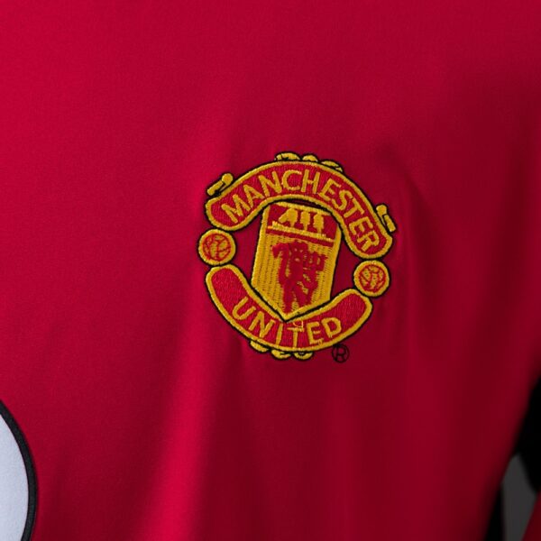 img_6377 Manchester United 2002/04 Home Red Retro Jersey – Classic Early 2000s Edition