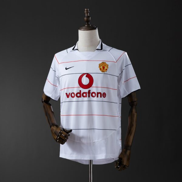 img_6387 Manchester United 2003/04 Away White Retro Jersey