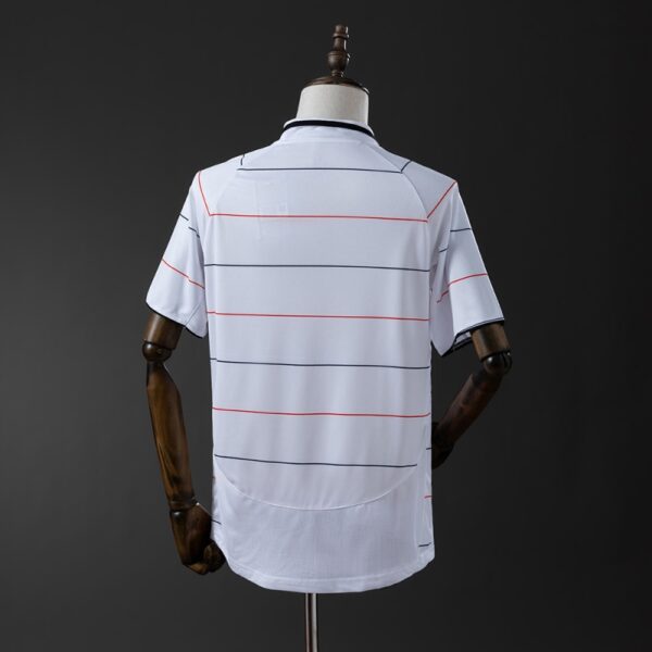 img_6388 Manchester United 2003/04 Away White Retro Jersey