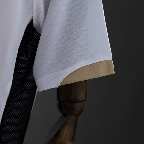 Manchester United 2006/07 Away White Retro Jersey – Champions Edition