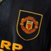 Manchester United 1993/94 Away Long Sleeve Retro Jersey – Classic Black Edition