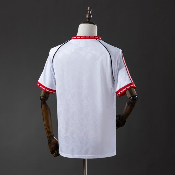 Manchester United 1991 White Re-Launch Away Retro Jersey – Classic 90s Edition