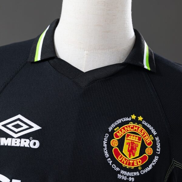 img_6490 Manchester United 1998/99 Second Away Black Long Sleeve Retro Jersey – Treble Edition