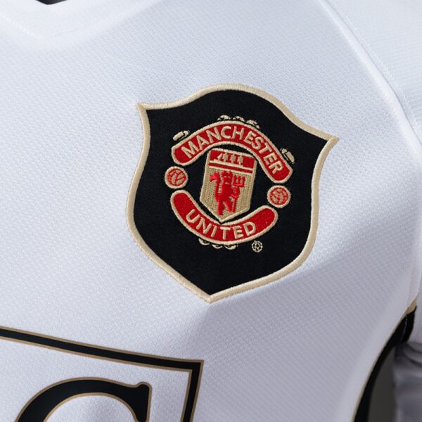 Manchester United 2006/07 Away White Player Version Retro Jersey – Elite Fit Edition