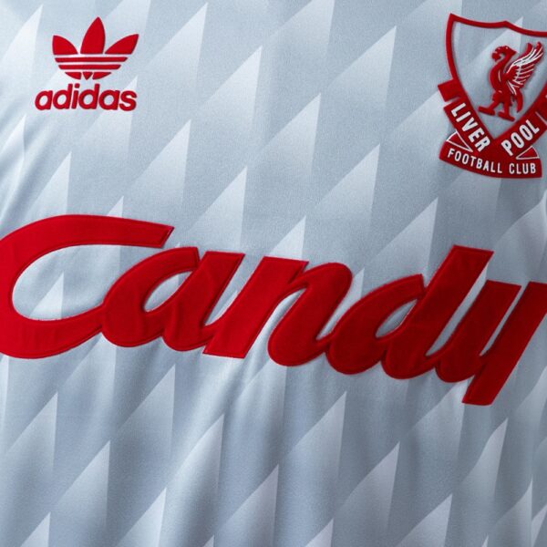 Liverpool 1989/91 Away Retro Jersey – Classic 90s Edition