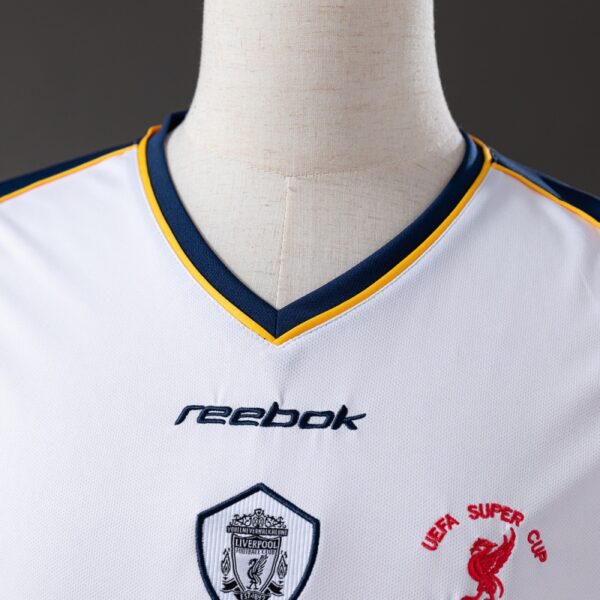 img_6913 Liverpool F.C. 2001/02 Away Retro Jersey