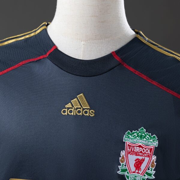 Liverpool F.C. 2009/10 Black Away Long Sleeve Retro Jersey