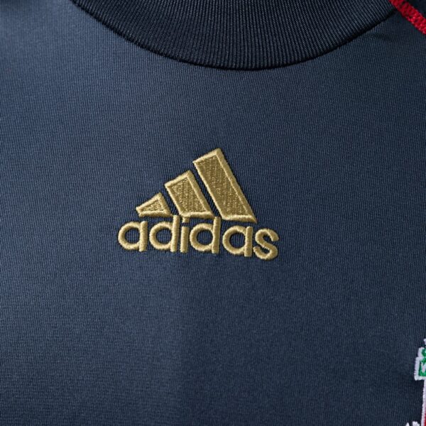 Liverpool F.C. 2009/10 Black Away Long Sleeve Retro Jersey