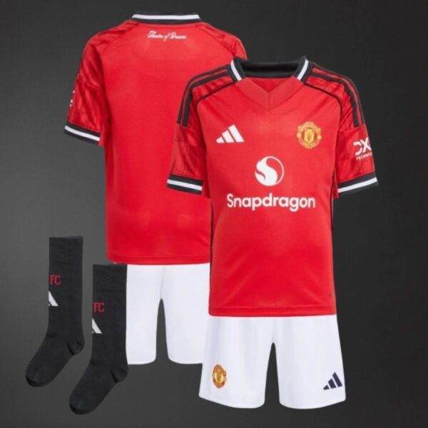 img_7135 Manchester United F.C. Kids 2025/26 Full Home Kit