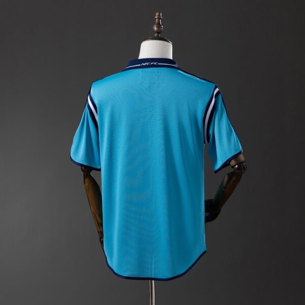 img_7186 Manchester City F.C. 2002/03 Home Retro Jersey