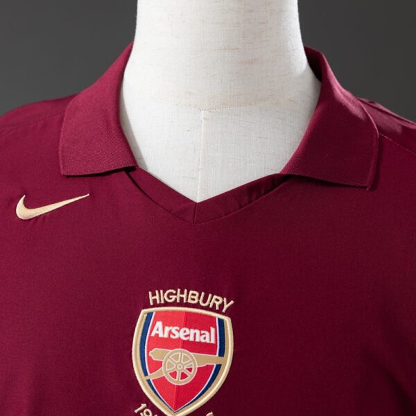 Arsenal 2005/06 Home Long Sleeve Retro Football Shirt