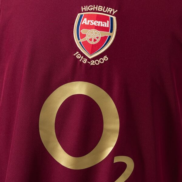 Arsenal 2005/06 Home Long Sleeve Retro Football Shirt