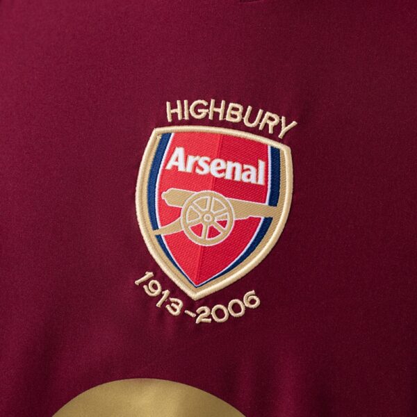 Arsenal 2005/06 Home Long Sleeve Retro Football Shirt