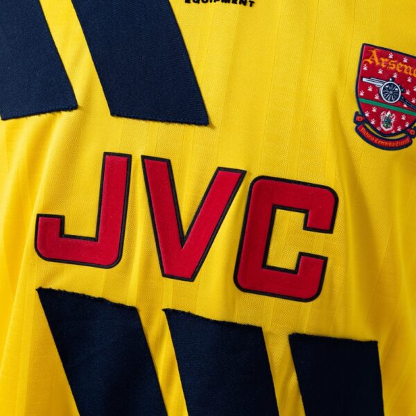 Arsenal F.C. 1983/86 Away Retro Football Shirt
