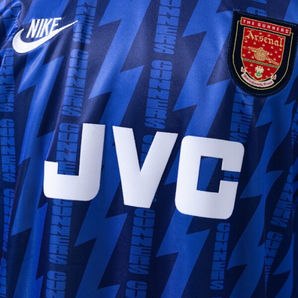 Arsenal F.C. 1994/95 Away Retro Football Shirt
