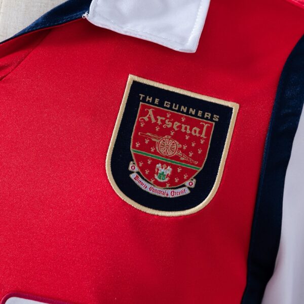 Arsenal F.C. 1998/99 Home Retro Football Shirt